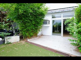 Chung Hom Kok - 30, Cape Road 25