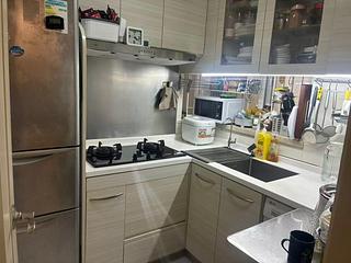 Hung Hom - Laguna Verde Phase 4 Laguna Grande Block 18 10