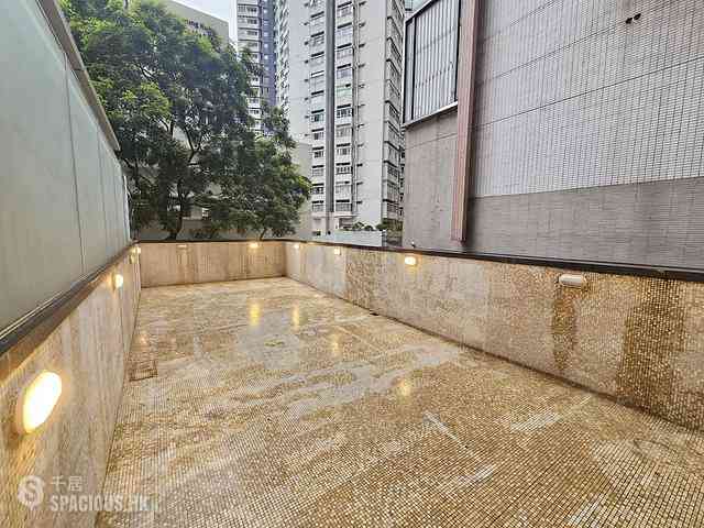 North Point - Seaview Building 05