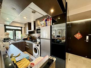 Mid Levels West - Kingsford Height 14