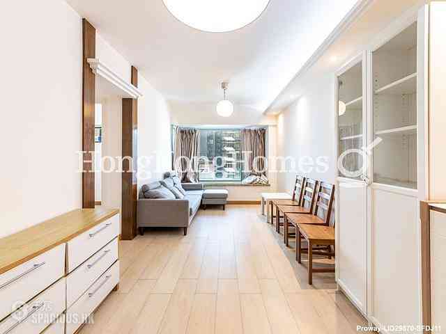 Sheung Wan - Queen's Terrace 01