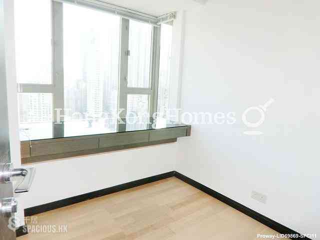 Sai Ying Pun - Centre Place 08