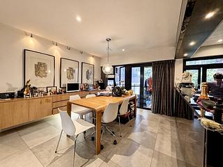 Mid Levels West - Kingsford Height 02
