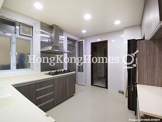 Mid Levels Central - Donnell Court 09