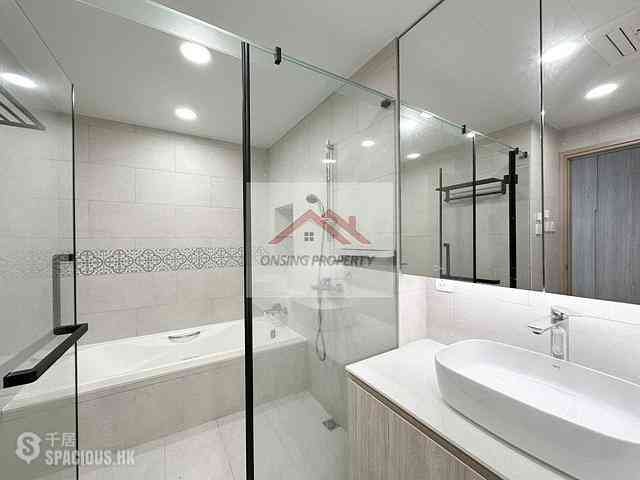 Mid Levels Central - Clovelly Court 13