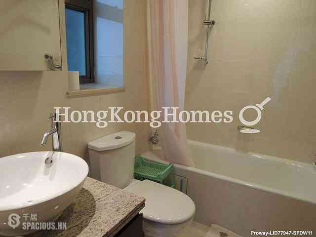 Wan Chai - The Zenith 06