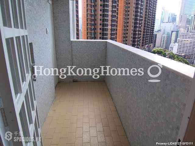Happy Valley - Caroline Height 03