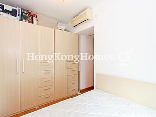 Wan Chai - The Zenith 06