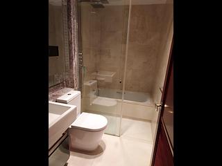 Wan Chai - The Avenue Phase 2 Block 2 03