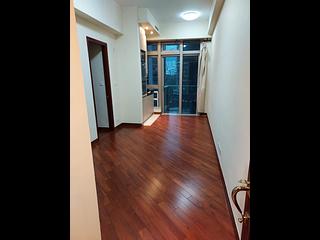 Wan Chai - The Avenue Phase 2 Block 2 02