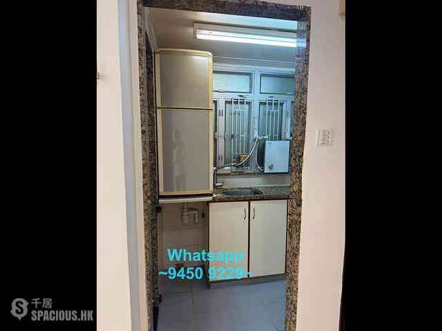 Sai Ying Pun - Wai Tak Building 03