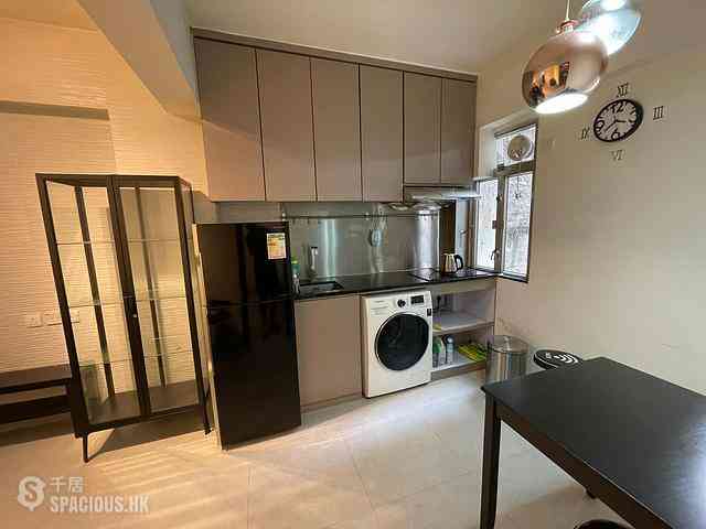 Sheung Wan - 17, Ko Shing Street 06
