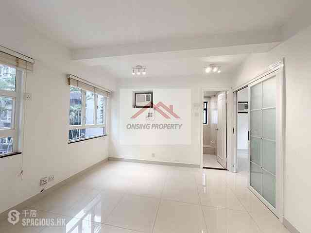 Wan Chai - Greenland House 01