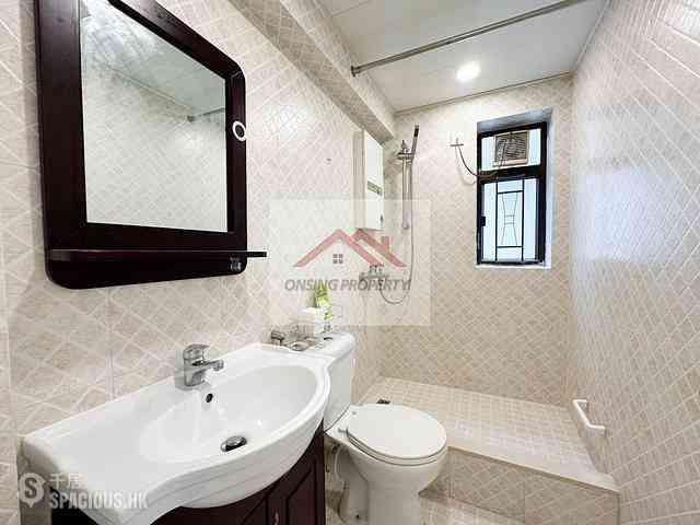 Wan Chai - Greenland House 04