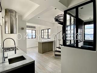 Soho - Caravan Court 02
