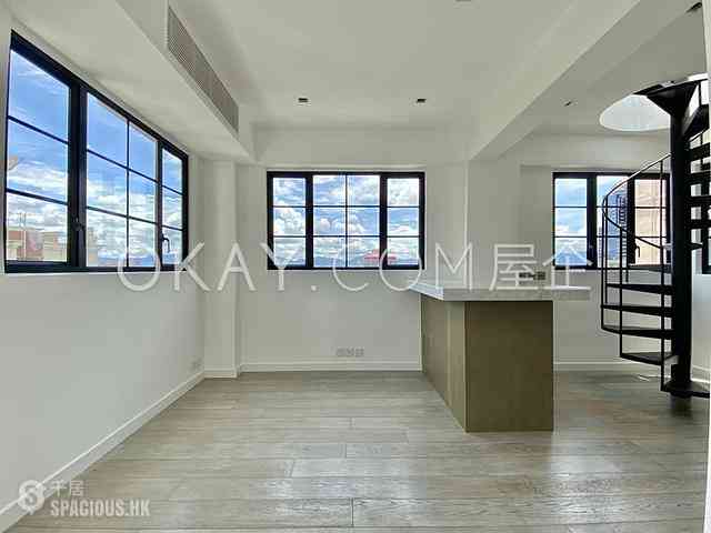 Soho - Caravan Court 06