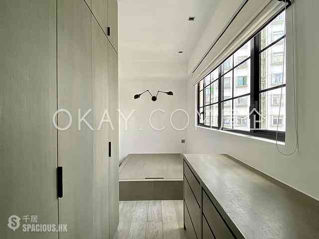 Soho - Caravan Court 07