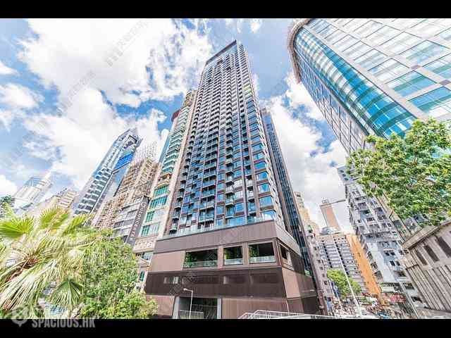 Wan Chai - The Gloucester 01