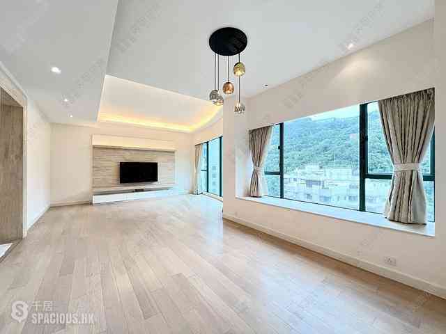 Mid Levels Central - Hillsborough Court 01