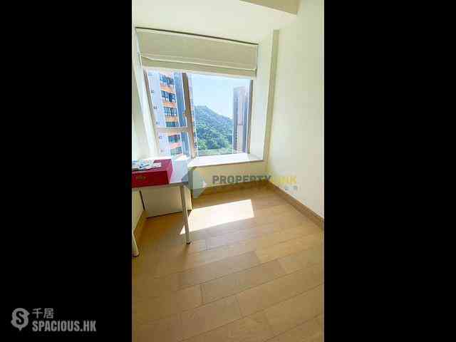 Kennedy Town - Cadogan 05