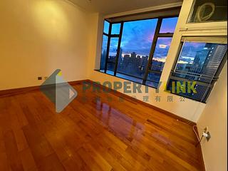 Central - Hollywood Terrace 04