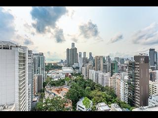 Tsim Sha Tsui - The Bauhinia Hotel 04