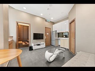 Tsim Sha Tsui - The Bauhinia Hotel 05