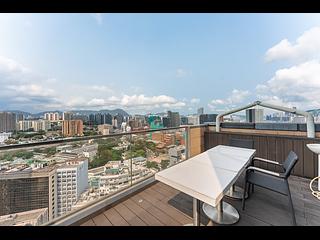 Tsim Sha Tsui - The Bauhinia Hotel 06