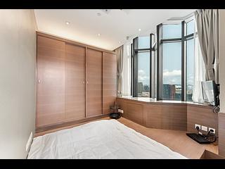 Tsim Sha Tsui - The Bauhinia Hotel 07