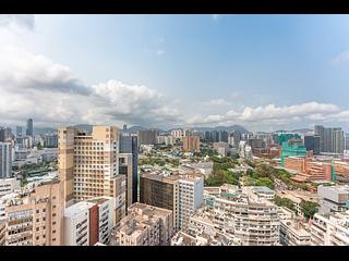Tsim Sha Tsui - The Bauhinia Hotel 10