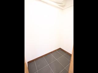 Mid Levels West - 80 Robinson Road 10