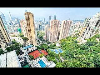 Mid Levels Central - Clovelly Court 03