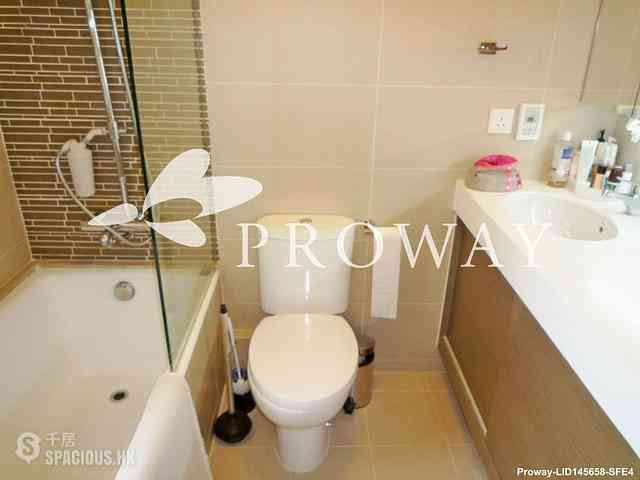Stubbs Road - Miramar Villa 07