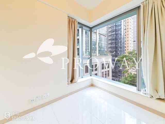 Sai Ying Pun - King's Hill 05