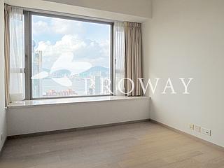 Sai Ying Pun - The Summa 05