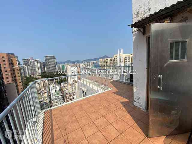 Sai Wan Ho - Lee Ga Building 04