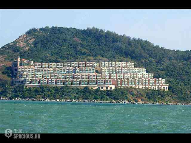 Stanley - Regalia Bay 01