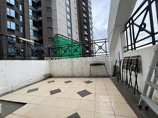 Mid Levels Central - Windsor Court 09