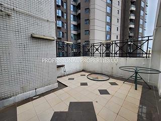 Mid Levels Central - Windsor Court 11
