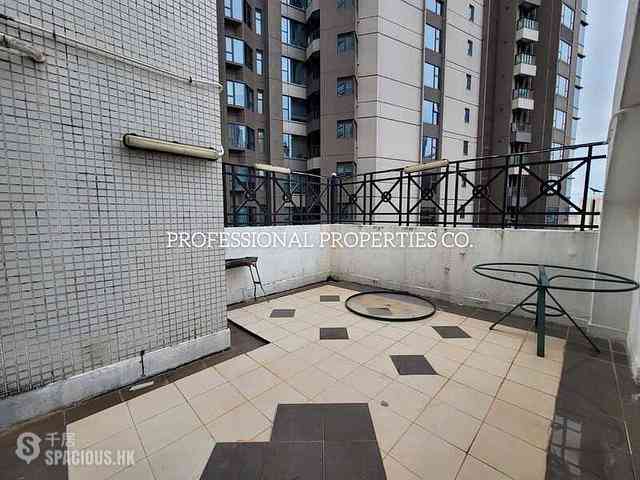 Mid Levels Central - Windsor Court 11