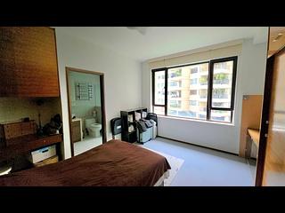 Mid Levels Central - Chung Tak Mansion 06