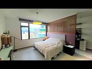 Mid Levels Central - Chung Tak Mansion 03