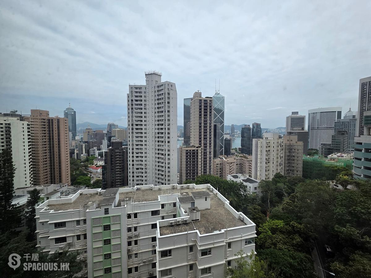 Mid Levels Central - Chung Tak Mansion 01