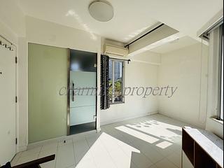 Happy Valley - Cheerful Court 03