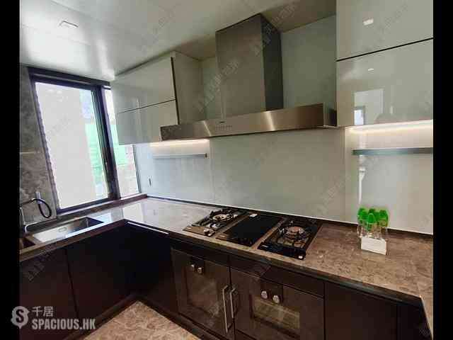 Wong Chuk Hang - The Southside Phase 3B Blue Coast Tower 1A 07
