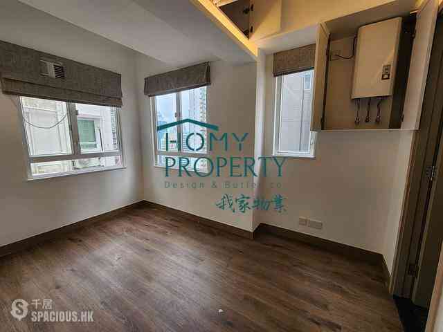 Mid Levels Central - Rich Court 01
