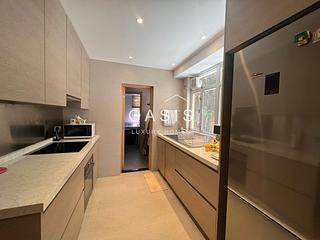 Tai Hang - Swiss Towers 11