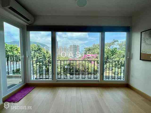 Tai Hang - Swiss Towers 17