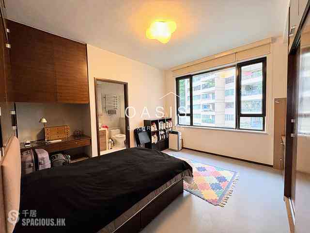 Mid Levels Central - Chung Tak Mansion 02