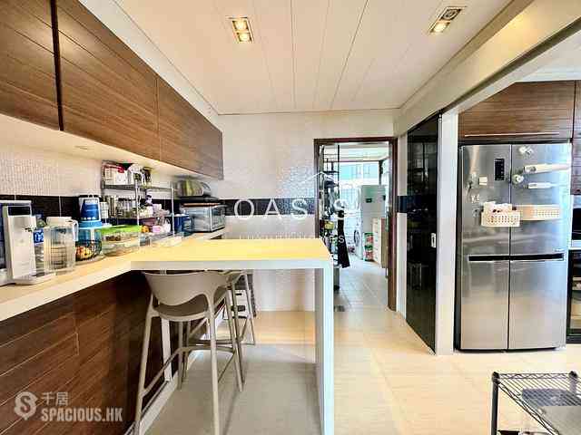 Mid Levels Central - Chung Tak Mansion 12